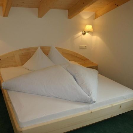 Hotel Theiner Curon Venosta Exterior photo