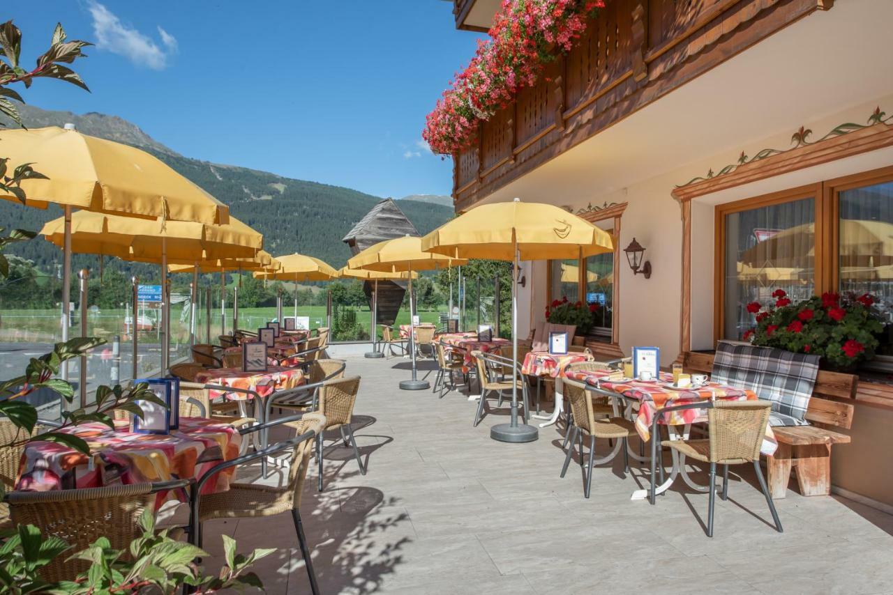 Hotel Theiner Curon Venosta Exterior photo